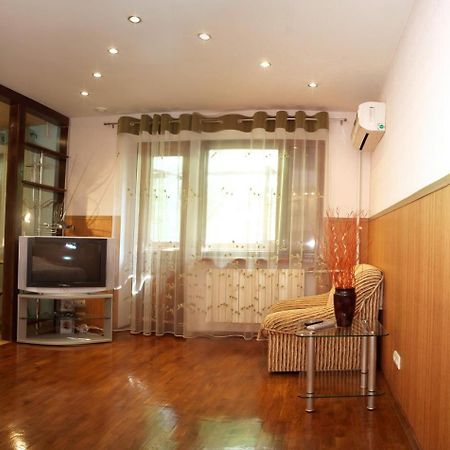 Apartment In The City Center Dnipro Exterior foto