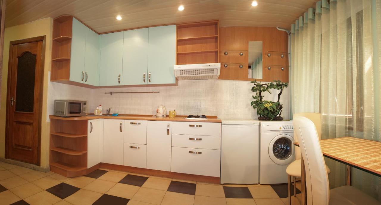 Apartment In The City Center Dnipro Exterior foto